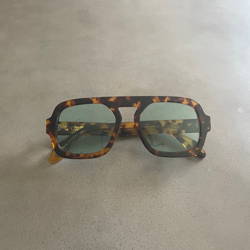 Tortoise Shell Square Sunglasses
